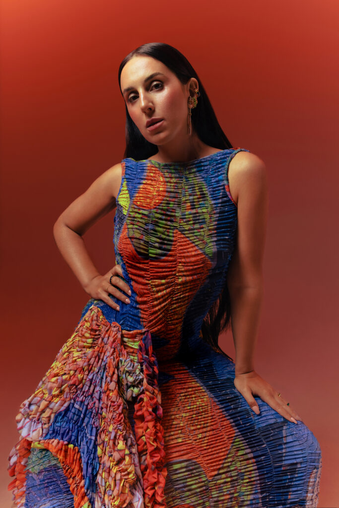 Jamala__RUKH-MIY-683x1024 JAMALA презентувала новий альбом «Рух мій» – найвідвертішу музичну розмову про кохання, самотність і рух життя